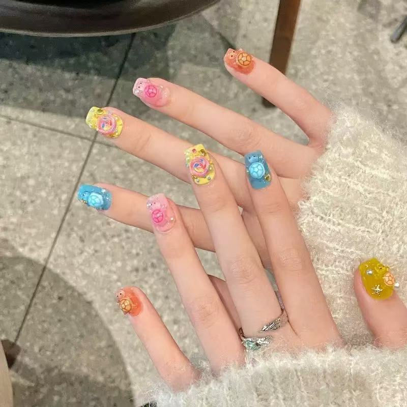 Resin Art Products - 100個のミニカラフルタートルレジンチャーム、フラットバックカボション、かわいいDIYスマホケースサイドデコレーション、ネイルアート、手作りクラフトアクセサリー