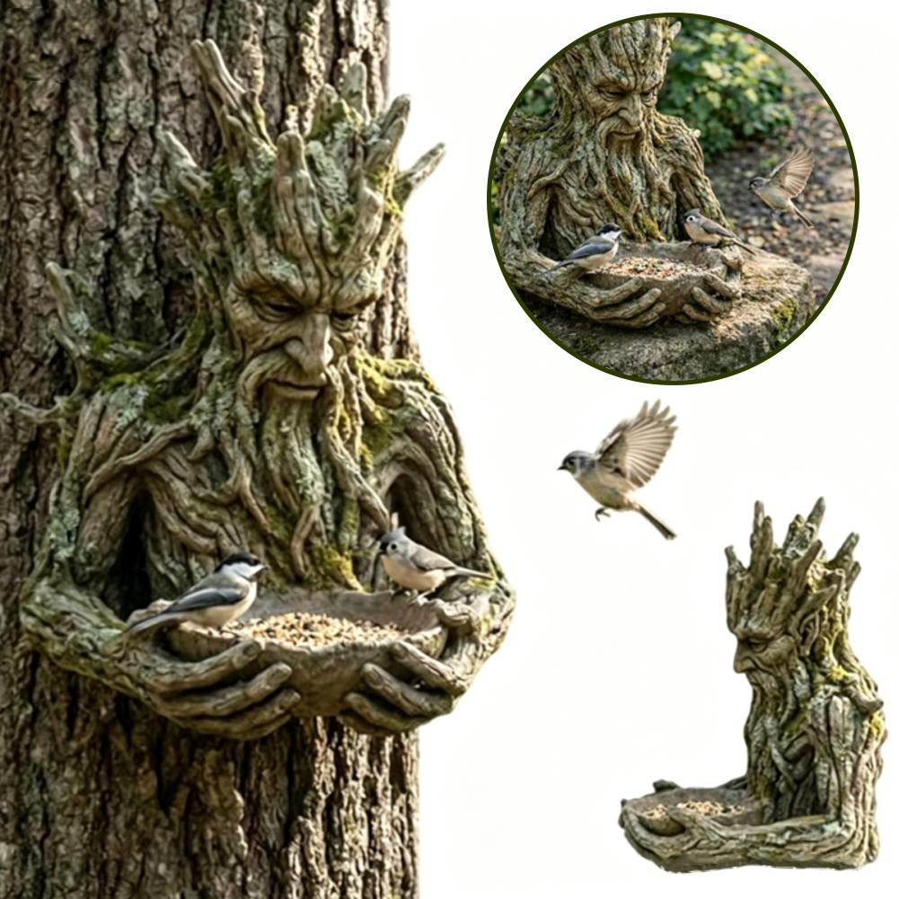 Resin Art On Wood - 樹脂製の樹木の幹に取り付ける老人の彫刻が施された鳥の餌入れ、創造的な庭や裏庭の屋外アート装飾