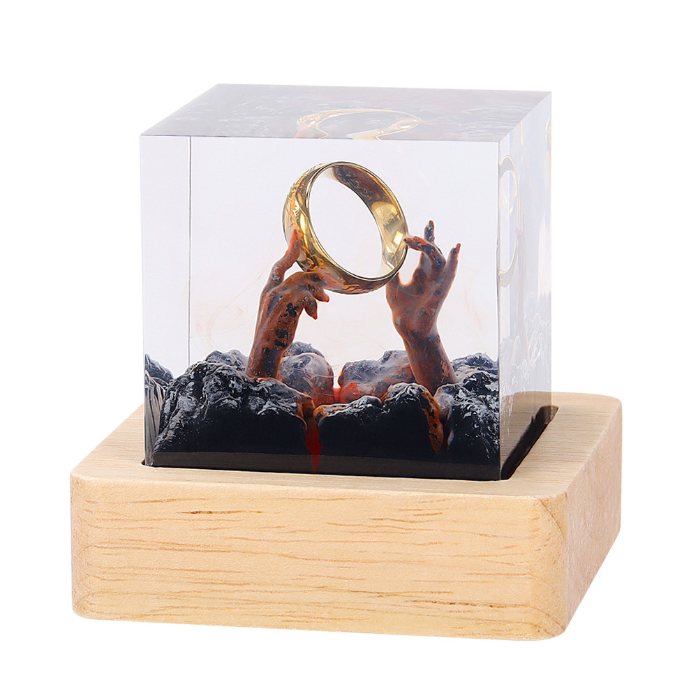 Resin Art Ring - 鬼界生物樹脂製テーブルライト クリエイティブアート ショックデコレーションランプ マジックリングフィギュア テーマナイトライト USB充電