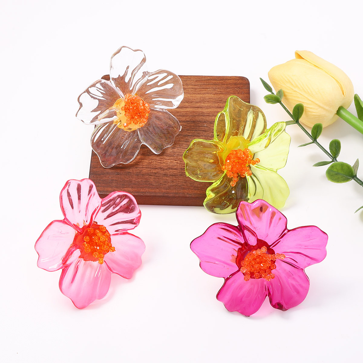 甘くて可愛いカラフルなレジンフラワーリング、女性や女の子向け - Resin Art Ring のレビューと価格