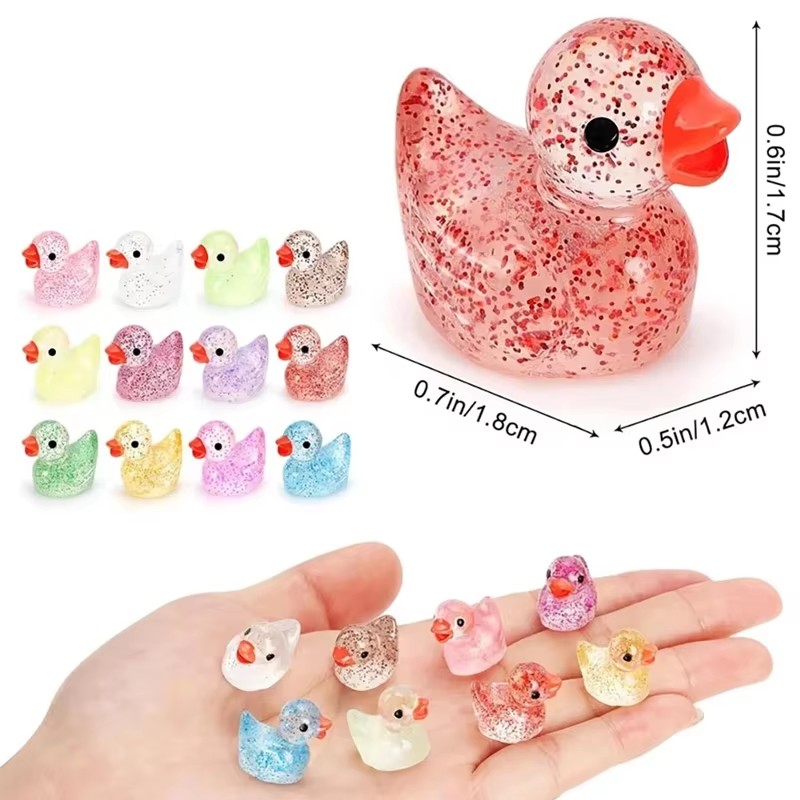 マイクロ風景かわいいキラキラピンクの小さな黄色いアヒル人形ペ - Resin Art Toys のレビューと価格