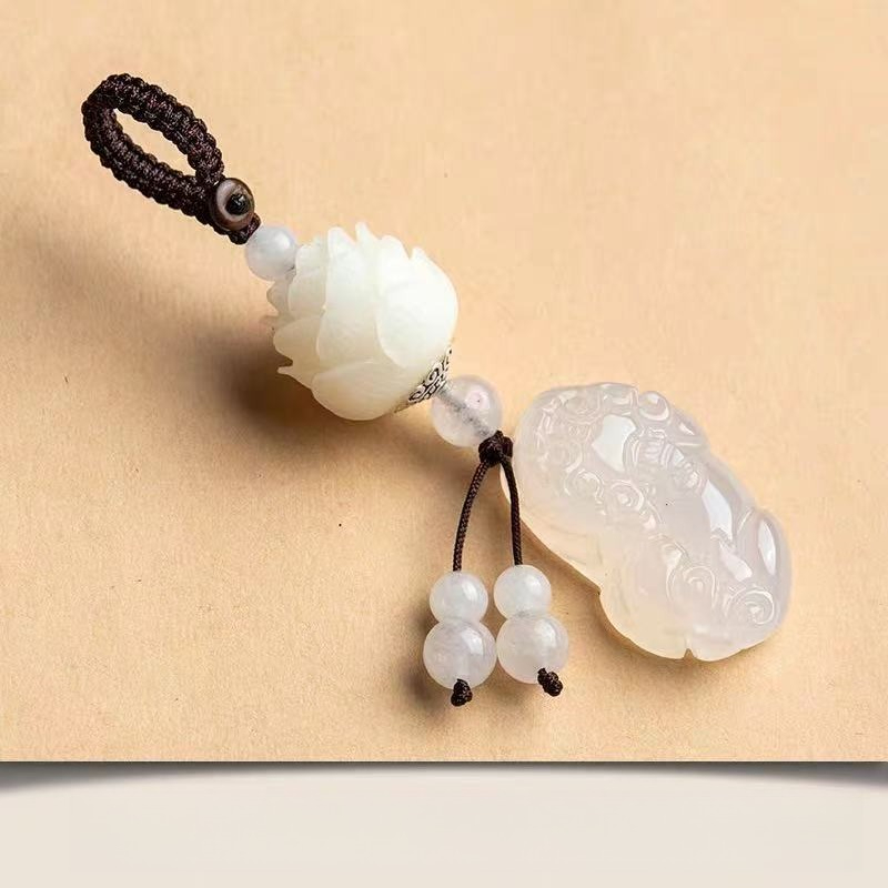 ペンダント蓮キーホルダー車チャーム仏陀安全結び付きカップル男 - Resin Art Ring のレビューと価格