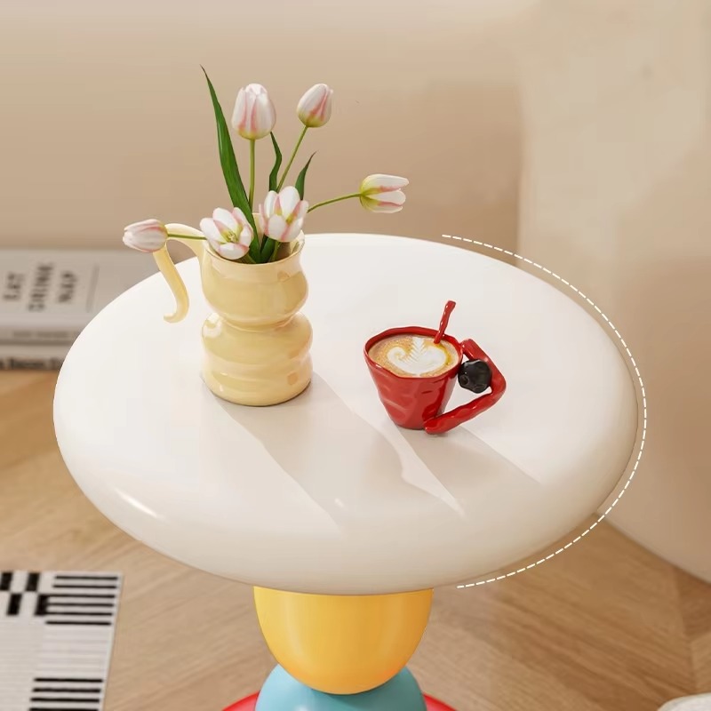 フォークアートデザインのクリエイティブな樹脂製ナイトスタンド - Resin Art Floor Design のレビューと価格